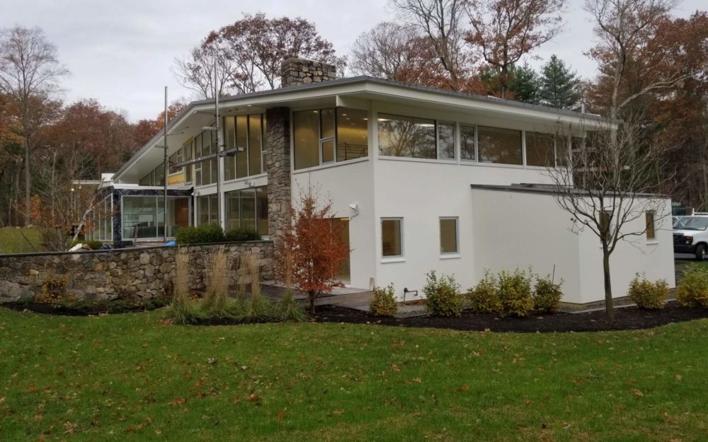 Modern Glazing's construction of custom window installations at the Bouchard House
