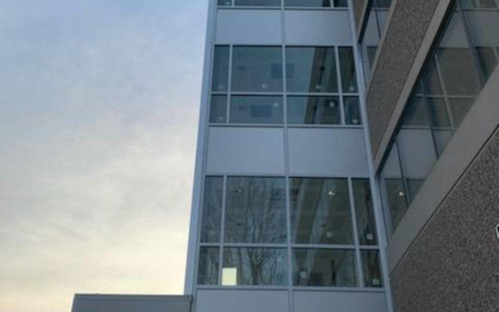 Window intsallation for Fresenius Chelsea