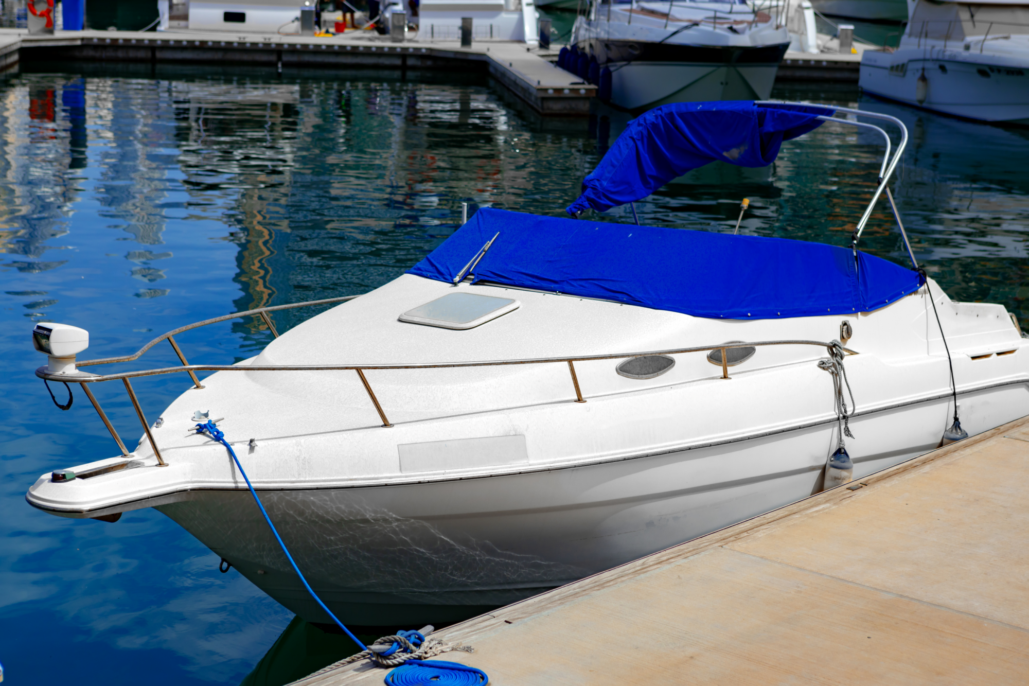 How to Repair and Replace Boat Glass - marine glass, marine glass repair, replace boat windows, windshields for boats, boat windshield replacement - Modern Glazing