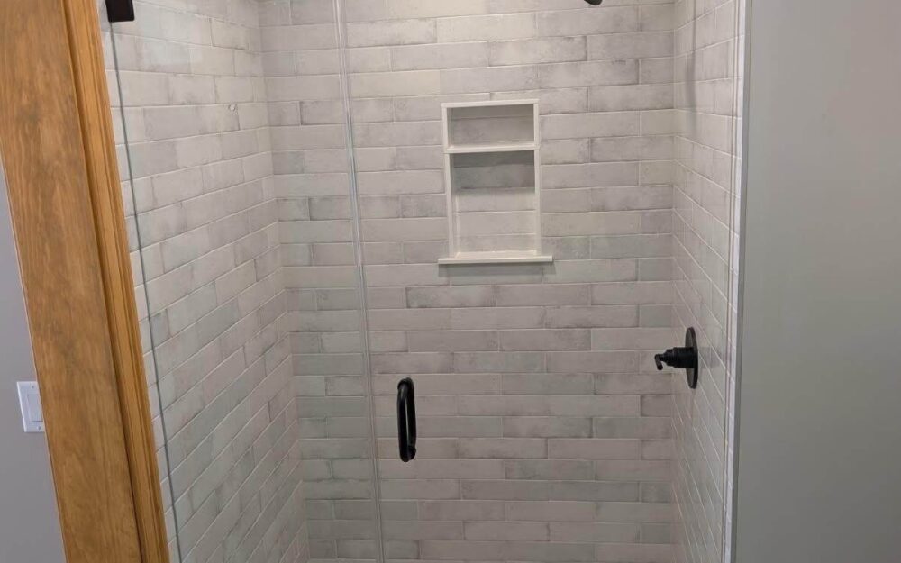 glass shower enclosure, window replacement, window repair, commercial glass, residential windows, seasonal room screen repair
